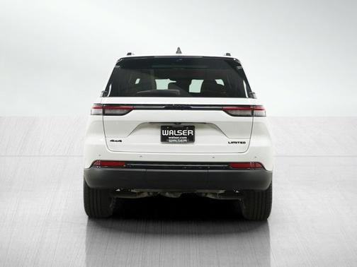 Bright White Clearcoat 2025 Jeep Grand Cherokee Limited