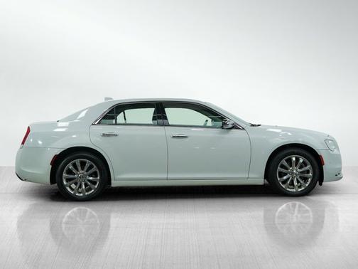 2017 Chrysler 300C Base