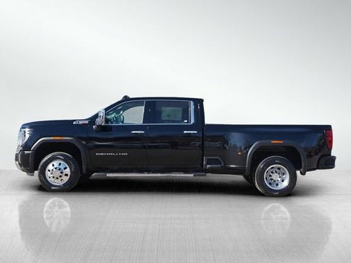 2025 GMC Sierra 3500 Denali