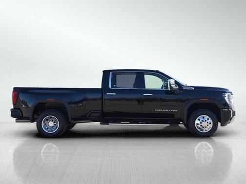 2025 GMC Sierra 3500 Denali
