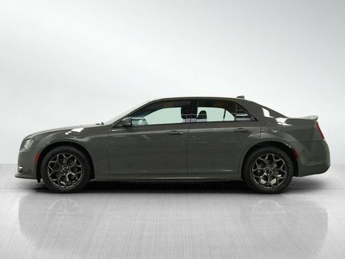 2018 Chrysler 300 S