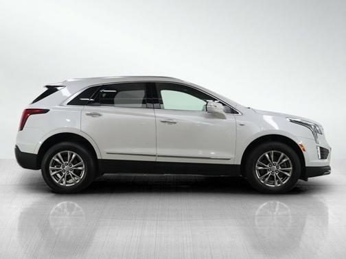 2022 Cadillac XT5 AWD Premium Luxury