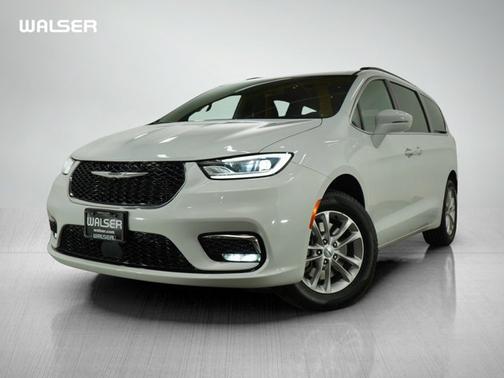 2022 Chrysler Pacifica Touring