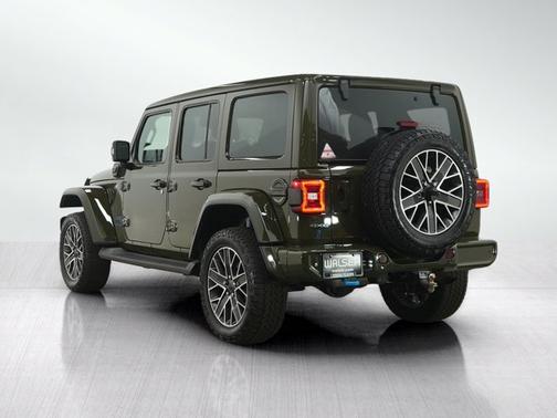 Sarge Green Clearcoat 2024 Jeep Wrangler High Altitude