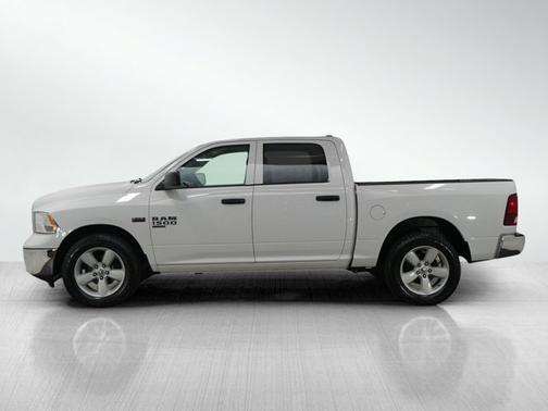2023 RAM 1500 SLT