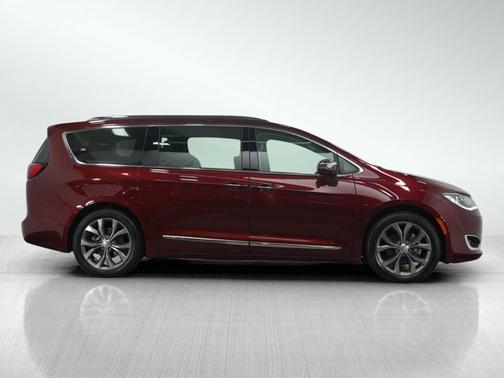 2019 Chrysler Pacifica Limited