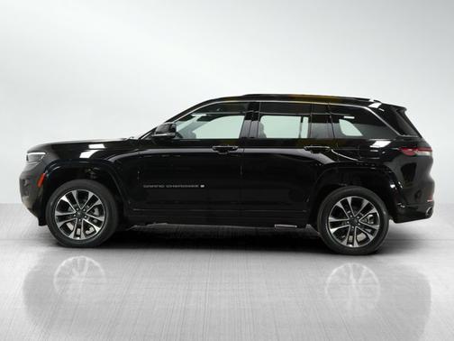 2022 Jeep Grand Cherokee Overland
