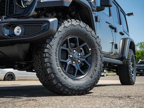 2025 Jeep Wrangler 4xe Willys