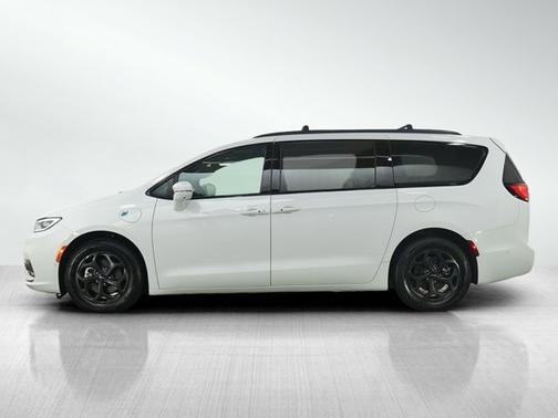 2022 Chrysler Pacifica Hybrid Hybrid Limited