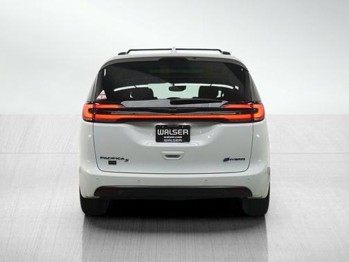 2022 Chrysler Pacifica Hybrid Hybrid Limited