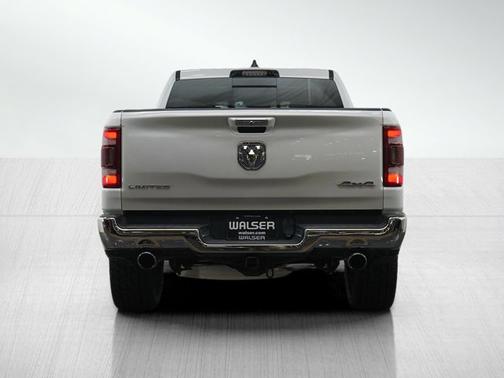 Bright White Clearcoat 2022 RAM 1500 Limited