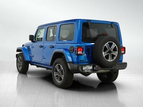 2023 Jeep Wrangler Sahara