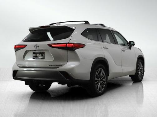 2020 Toyota Highlander Platinum