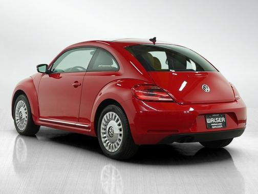 2014 Volkswagen Beetle Auto 1.8T