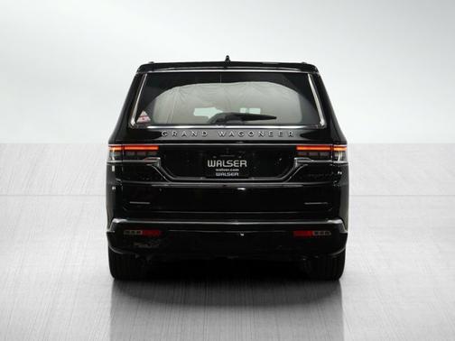 2023 Jeep Grand Wagoneer L Series III