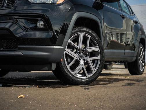 2026 Jeep Compass Limited Altitude