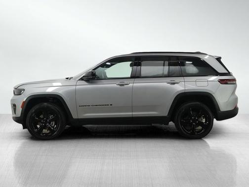 2024 Jeep Grand Cherokee Altitude X