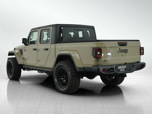 2022 Jeep Gladiator Sport S