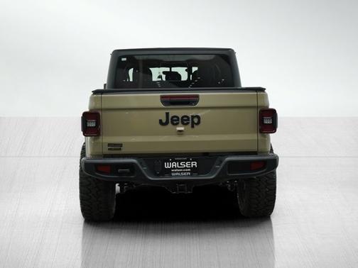 2022 Jeep Gladiator Sport S