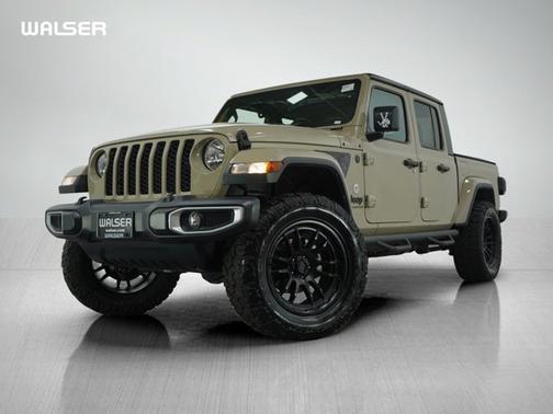 2022 Jeep Gladiator Sport S
