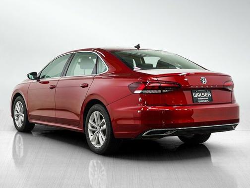 Aurora Red Metallic 2020 Volkswagen Passat 2.0T SE