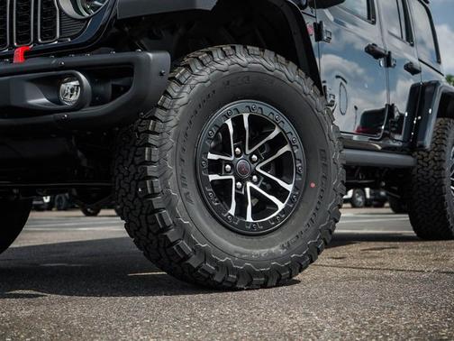 2025 Jeep Wrangler Rubicon X