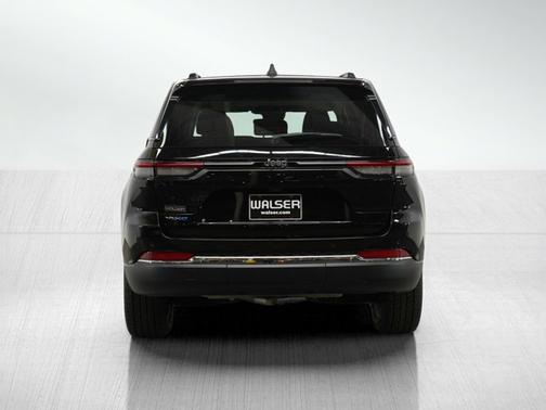 2022 Jeep Grand Cherokee