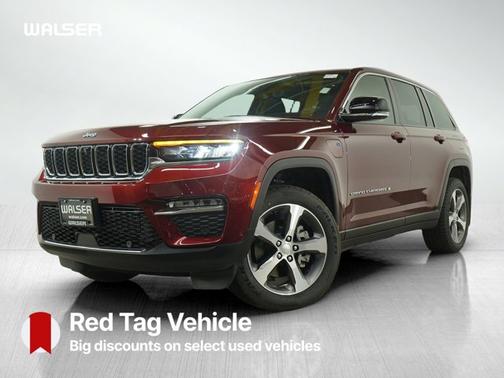2022 Jeep Grand Cherokee Base