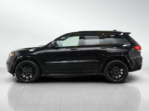 2017 Jeep Grand Cherokee Altitude