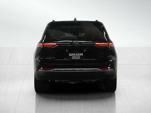 2022 Jeep Grand Cherokee 