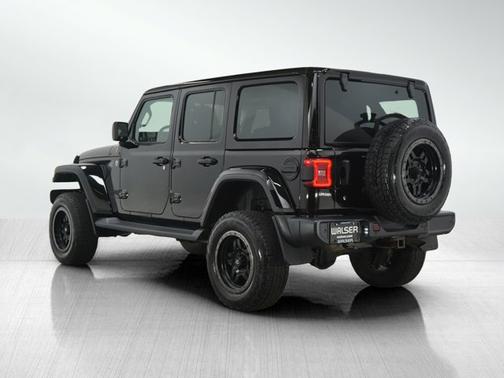 2020 Jeep Wrangler Sahara Altitude