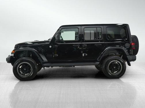 2020 Jeep Wrangler Sahara Altitude