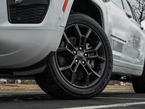 2025 Jeep Grand Cherokee 4xe Anniversary Edition
