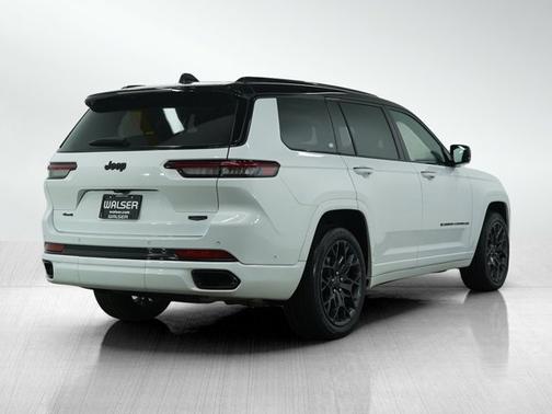 2023 Jeep Grand Cherokee L Summit Reserve