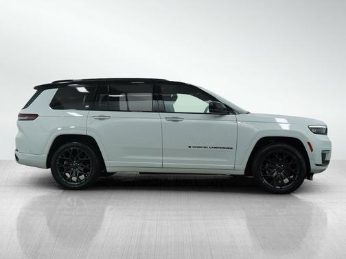 2023 Jeep Grand Cherokee L Summit Reserve