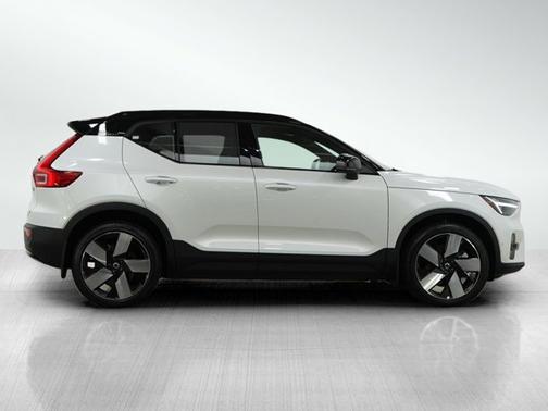 2023 Volvo XC40 Recharge Pure Electric Ultimate