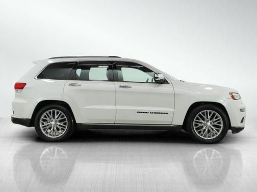2018 Jeep Grand Cherokee Summit