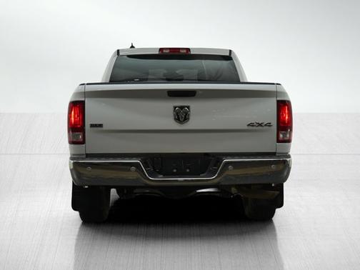 2022 RAM 1500 SLT