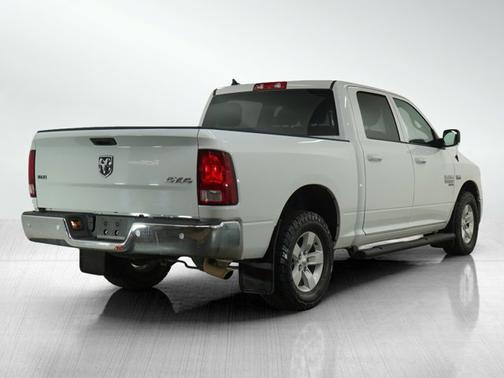 2022 RAM 1500 SLT