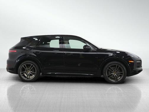 2019 Porsche Cayenne S