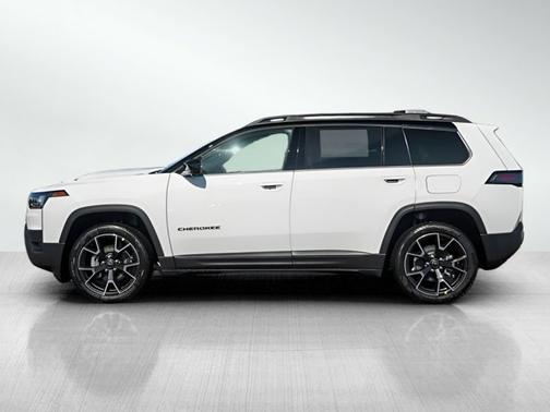 Bright White Clearcoat 2026 Jeep Cherokee Overland