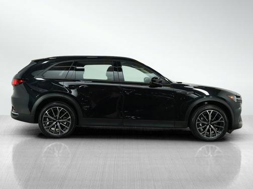 2025 Mazda CX-70 PHEV Premium Package