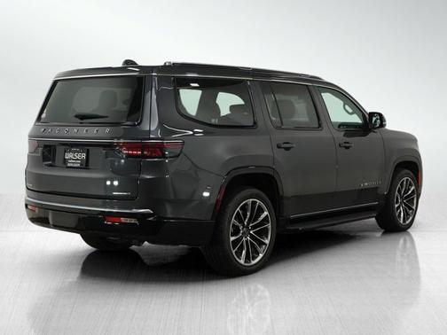 2023 Jeep Wagoneer Series II