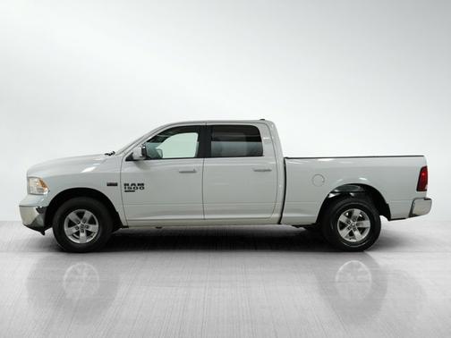 2020 RAM 1500 SLT