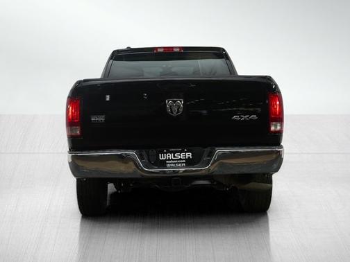 2022 RAM 1500 SLT