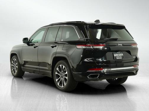 2022 Jeep Grand Cherokee Overland