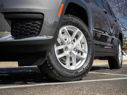 2025 Jeep Grand Cherokee L Laredo X