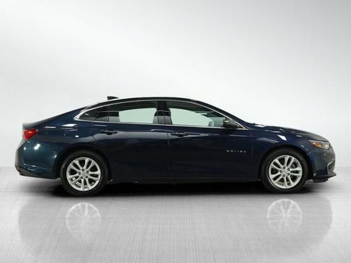 2017 Chevrolet Malibu 1LT