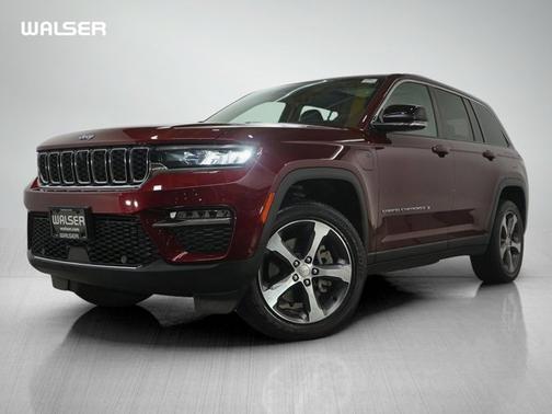 2022 Jeep Grand Cherokee Base