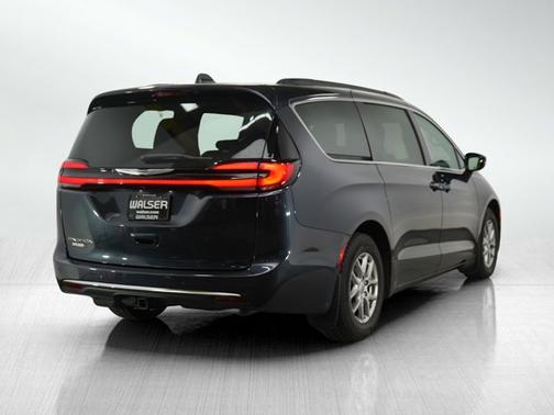 2021 Chrysler Pacifica Touring